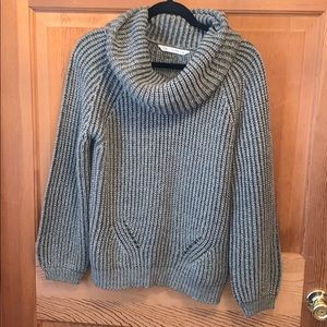 Green cow neck sweater